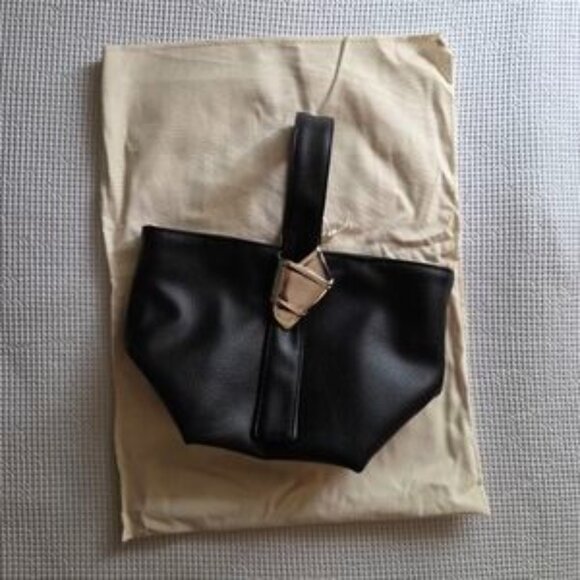 NEW Merit x Brandon Maxwell The Signature Bag - Picture 1 of 6